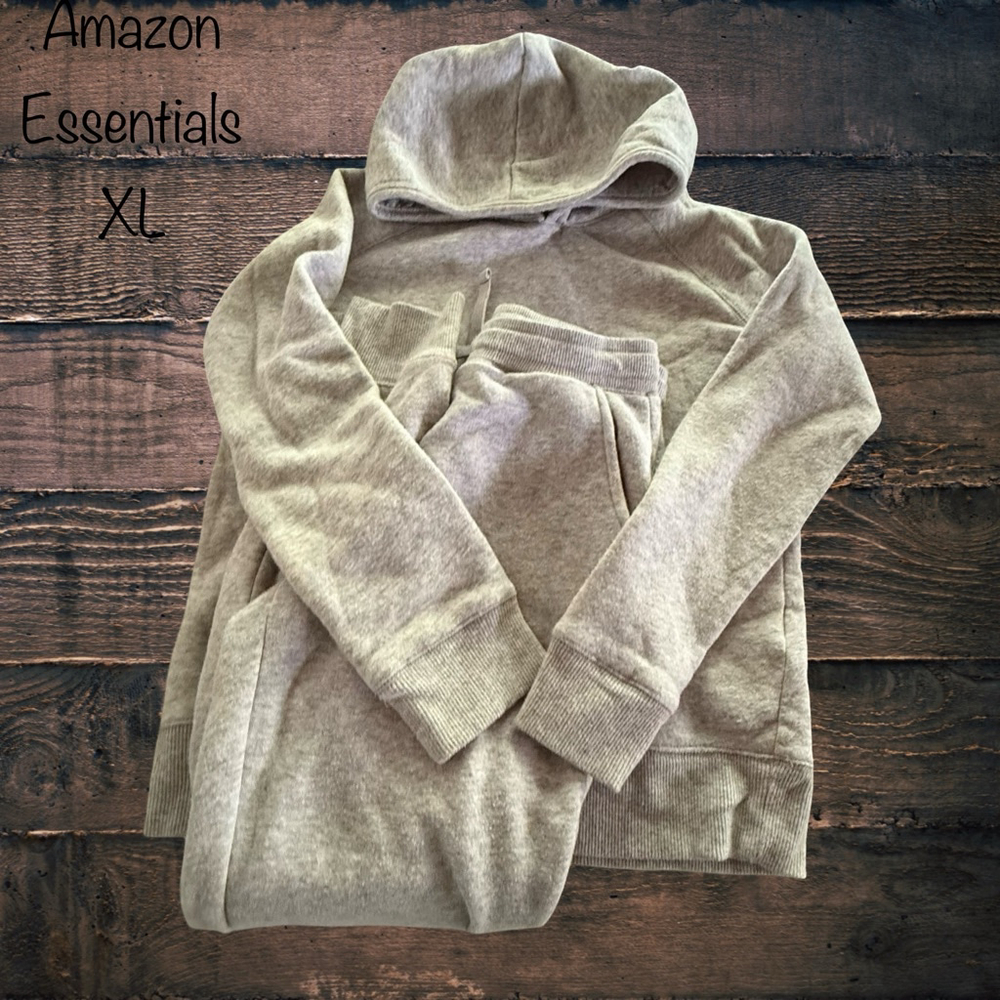 Kids XL Amazon Essentials Sweatsuit Outfit